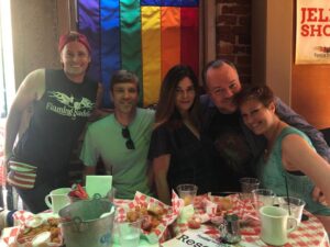 Betsy Brandt Instagram - I love a Sunday @flamingsaddleswh ❤️