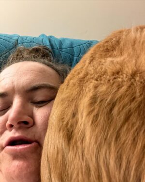 Betsy Sodaro Instagram - It's #nationalgoldenretrieverday so here's the best golden retriever I know! WILMA!!!!