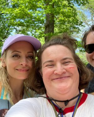 Betsy Sodaro Instagram - OOOOOOHHHHH YEAHHHHH!!!! SUMMER CAMP IS OUT!!!! I got to hang out in beautiful North Carolina with the best of the best!!! (I also had Bojangles for the first time and it didn't disappoint) Thank you @alexsaks @castillelandon Dori and everyone else for letting me be a part of this movie! Y'all gotta check it out! It's in theaters noooooow!!!!