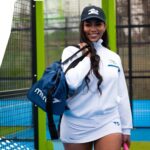 Betsy Camino Instagram - Full equipada junto a TD @betsycamino 💪 Encuentra el vestuario que necesitas para Tenis y Padel en www.TDeportes.com