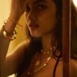 Bhagyashri Borse Instagram - Show me whatchu got without a filter on 💋