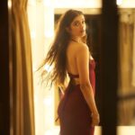 Bhagyashri Borse Instagram - Tell the world I’m coming :)
