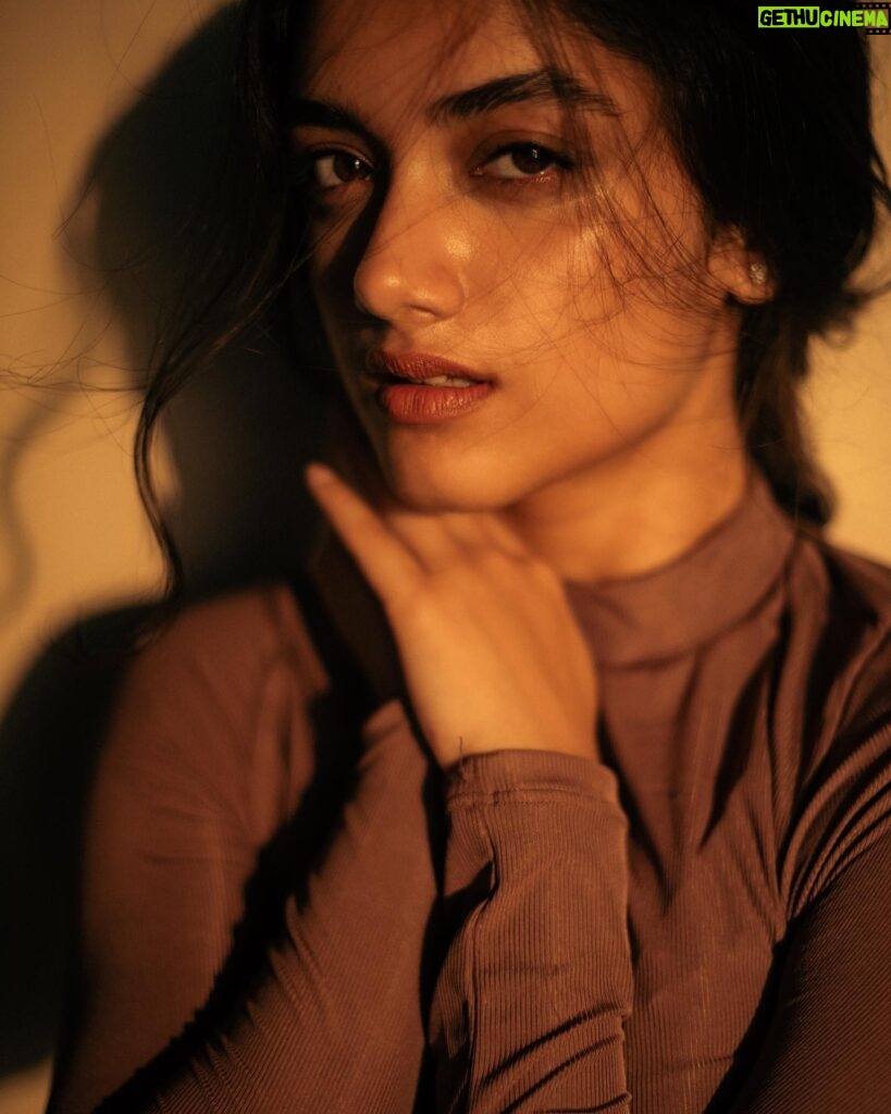 Bhagyashri Borse Instagram - Are you willing to drown?🍂