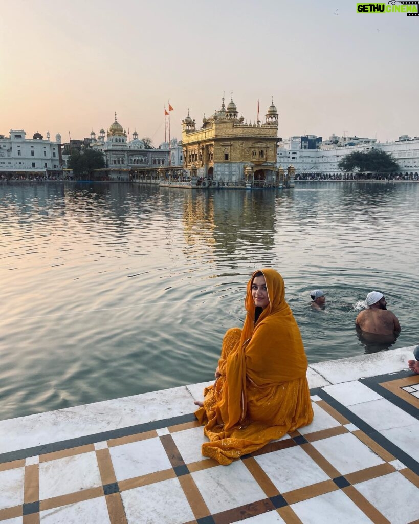 Bhagyashri Borse Instagram - 6.5.23 🧡 “Teri kismat da likheya tere do koi kho nai sakda, je usdi meher hove te tenu oh vi mil jaaye, jo tera ho nahi sakda.” #bestbirthday.