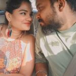 Bharatha Naidu Instagram - Romantic wife 🔥vs🔥 unromantic husband Perfect couple🤫🤫🤫