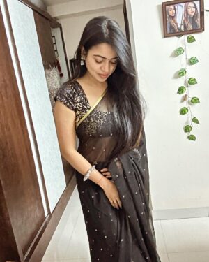 Bhavya Sri Instagram - 🖤🖤🖤🖤🖤❤️❤️😘😘😘