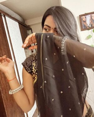 Bhavya Sri Instagram - 🖤🖤🖤🖤🖤❤️❤️😘😘😘
