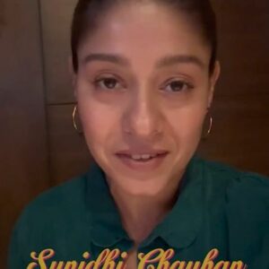 Bhoomi Trivedi Instagram - Rang maar de Holi hai! Thank you @sunidhichauhan5 mam for this wonderful rendition! Beautifully garnered by @vishaldadlani @bhoomitrivediofficial & @osman.mir music by @shreyaspuranikofficial @samirandarshtanna #holisongoftheyear #oneshot #dukaanthefilm SONG OUT TOMORROW! @itsmonikapanwar @musicgarageofficial @wavebandproduction @dukaanthefilm