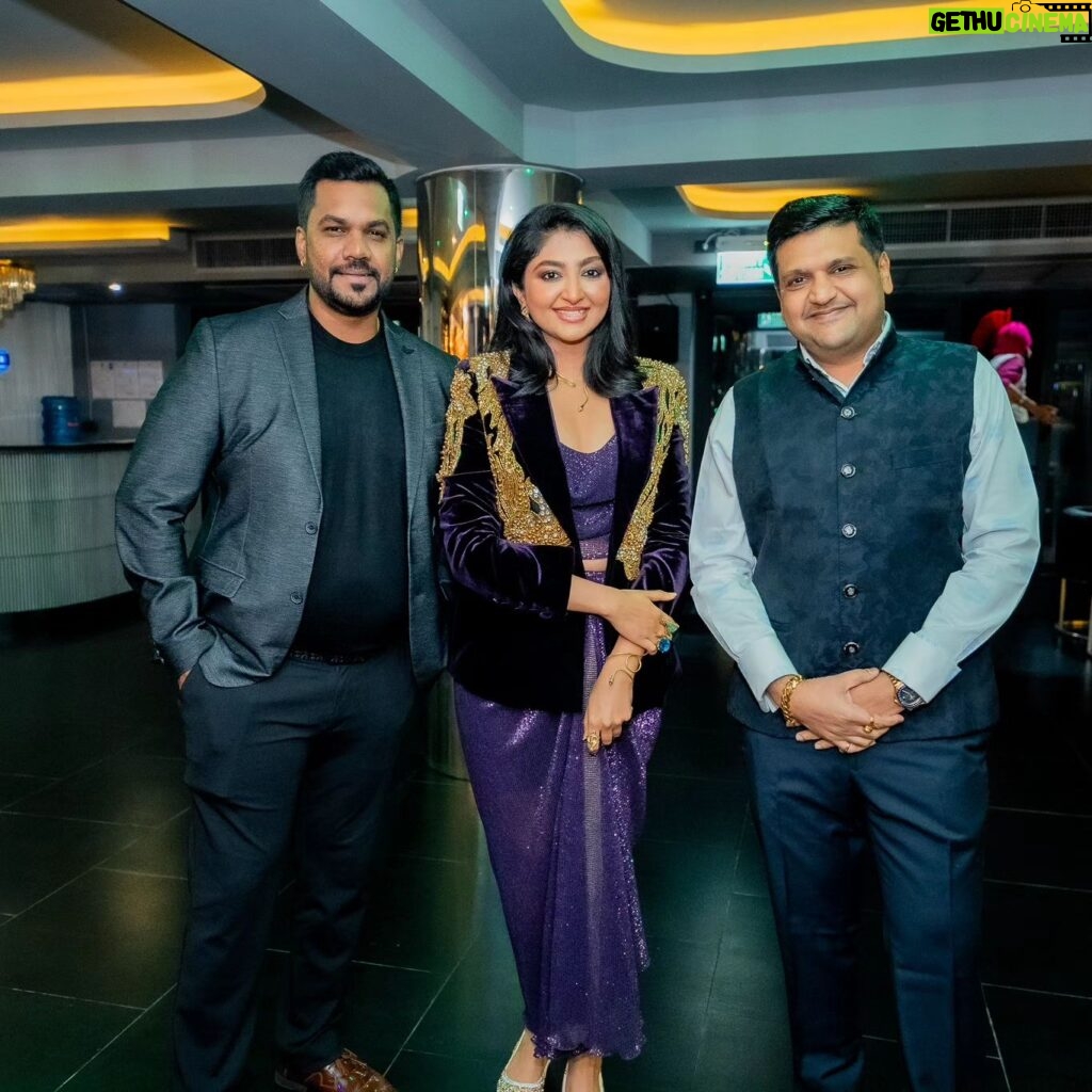 Bhoomi Trivedi Instagram - Yet another successful show for @teflas_experiences x Bhoomi Trivedi Live in Pattaya! What an incredible night at Jalwa, Pattaya with the amazing @bhoomitrivediofficial 🎤✨ @aseemsingh88 @bhoomitrivediofficial #TeflasExperiences #BhoomiTrivedi #JalwaPattaya #UnforgettableNight #BollywoodMagic
