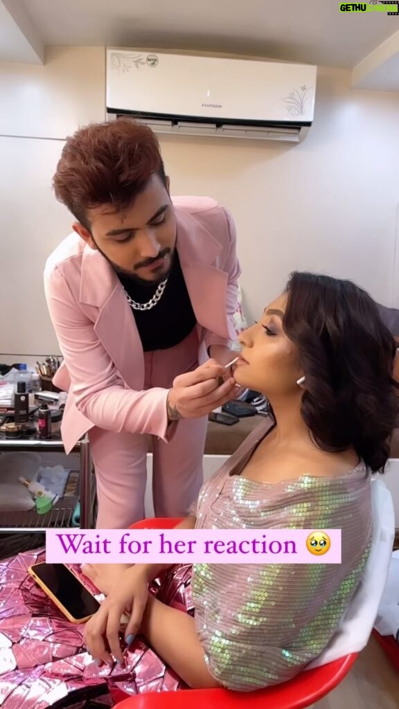 Bhoomi Trivedi Instagram - Oh how I love that night 😍♥️ @bhoomitrivediofficial you are the sweetest 💕🧿 . . #muaaadarsh #makeup #makeupartist #instagram #instagood #trending #reels