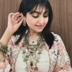Bhoomi Trivedi Instagram – Styled by: @styledbysujata 
Outfit: @sshilpasamriya
Jewellery:- Earring &Ring:- @anthajewels
Neckpiece & Bracelet – @silver.kiosk