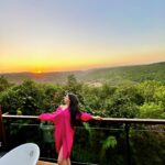 Bhoomika Mirchandani Instagram - Sun-sets my mood to some another level ✨