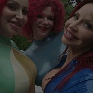 Bianca Beauchamp Instagram - This year I had the opportunity to fly to Montreal and had the biggest playtime with @biancabeauchampmodel and @miss_fetilicious
😉😉😈😈
..
The result of our playtime drops tomorrow on my platforms. Follow the link in my bio for more.
.
#latex #rubber #heavyrubber #latexrapture #latexrapturefans #biancabeauchampmodel
#missfetilicious #playtime #funandgames #nsfw #girl #montreal #latexfashion