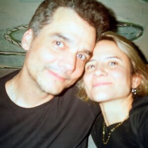 Bianca Comparato Instagram - Analógicas de uma noite especial. 
muita troca, amor e amigos amados.