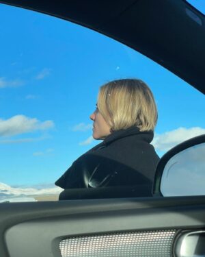 Bianca Comparato Instagram - acho que eu passo muito tempo no carro.
mas eu gosto.
“People don’t take trips, trips take people.”
John Steinbeck