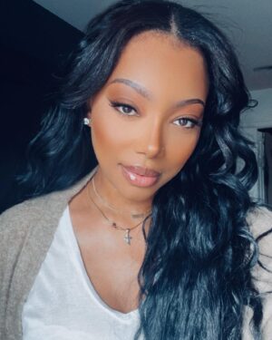 Bianca Golden Instagram - Shout out to:
1. Someone who got out of bed today even though their depression and anxiety made it nearly impossible. 
2. Someone who’s been trying really hard to love themselves; someone who’s determined to heal. 
3. Someone who actually accomplished something they never thought they would; someone taking steps in the right direction. 
4. Someone who remembered to eat a full meal today, took their medicine, worked out, didn’t self harm, or studied for their test. 
5. Someone who’s been doing what they can to make their dreams a reality; someone who has been actively working towards their goals! 
6. Someone who just doesn’t hear how great they are very often. 
Thank you for still being here! Sometimes, it may feel like your efforts are going unnoticed or that your progress doesn’t matter because it’s slow but that isn’t true! Continue your journey! It won’t all be laughter and sunshine but that’s ok! You will look back on times like this and be thankful that you didn’t give up completely. We’re taking it one step at a time and for that I am proud.