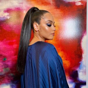 Bianca Lawson Instagram - Momma’s been getting out! 
 @hollywoodreporter  #NomineesNight #Oscars
.
💄 @alanawrightmakeup 
💇🏾‍♀️ @seanchristopherfears 
👗 @semsem