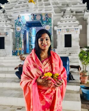 Bidusmita Dash Instagram - Sri sri baladeba jew 🙏

Bahut dinara byabadhaana re baba baladeba jew nka darshan labha kali