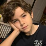 Bihter Dinçel Instagram - En sevdiğim, 11 yaşında 💥 Her ayrıntıda eğlenecek bi şey bulan aklından,pırıl pırıl kalbinden, gözlerinin içindeki neşeden öperim seni. Güzel yavrum, Sen İyi ki doğdun🌻 @dincelyagmurali ❤️ @stagedesigner