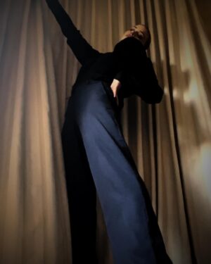 Billie Piper Instagram - Allora…. 

Summit was something. 

Thanks @sohohouse 
@jonathan_heaf 
@jamesconradw12 
@jamesdelamare_ 
@dundascomms 
@rebeccacorbinmurray