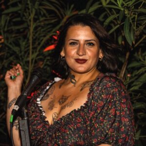 Bimbo Godoy Instagram - Miren quién viene a PASTICHE de nuevo 🦆

A pedido del público proclamadísimo vuelve el SPEED DATING junto a la reina @srtabimbo, #podran? Además, se rompe un SET ACCURATE para dejarle la pista más que ready a nuestro residente y con su set para volarla un poquito @patosmink 🎧

Sin dudas el mejor plan de miércoles con DJs en vivo, juegos, speed dating, invitades y la mejor barra de Chacarita.

Rerservá tu lugar en Passline, la entrada es libre y gratuita, pero si querés venirte un ratito antes a comer y tomar algo rico 🥃 Ojo que arrancamos más temprano en marzo ehhh

Quedate atentx que vamos a estar contando quiénes nos acompañan en esta edición

🗓️ Miércoles 6 de marzo, de 19 a 01 hs
📍 Av. Corrientes 6271, Chacarita