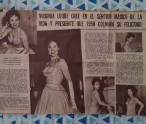 Bimbo Godoy Instagram - Como mi madre. Yo también creo en el sentido magico de la vida y presiento que 2024 colmará mi felicidad. Gracias @soyrobertita  jajaj