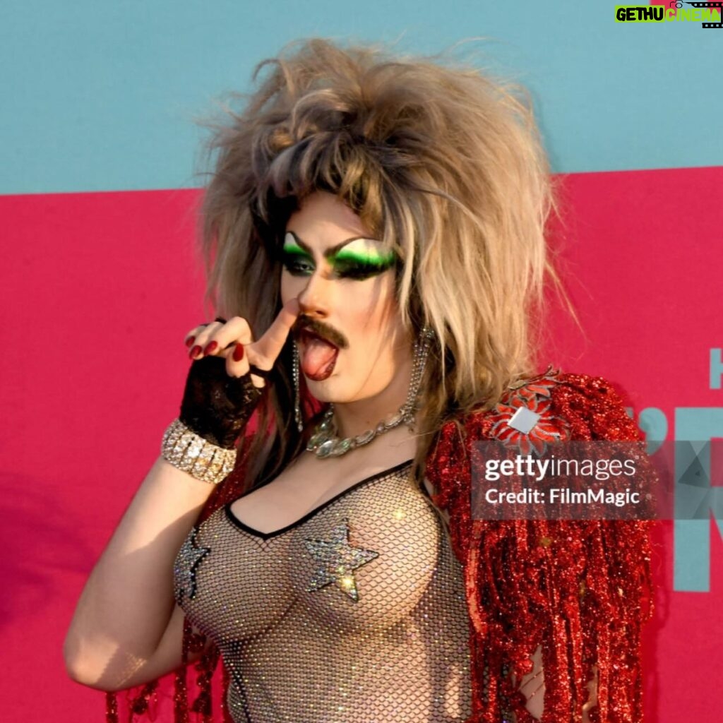 Biqtch Puddin Instagram - Nothin’ but a gewd time at the @werehere premiere! Seriously the episode they showed us was so mindblowingly awe inspiring. Thank you @humanbyorientation for inviting me and @gettyimages for the fabulous photos. #WereHere #hbomax #HBO