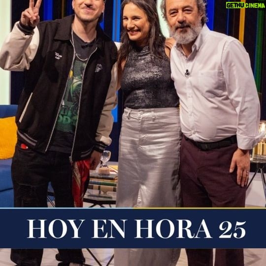 Blanca Lewin Instagram - Esta noche en #Hora25NTV con @blancalewin📺 Estaremos con @oficialdanielmunoz y @losmarujosoficial junto a @martin.acertijo. También, con la columna de literatura de Sergio Parra (@metalespesadoslibros), y de cine/series con @carolinasofia3. 📲Revive los mejores momentos del programa en nuestro canal de Youtube NTV Chile, @tvnplaycl y tvn.cl/ntv 📌No te pierdas #Hora25NTV con @blancalewin, todos los miércoles a las 22:00 horas por @ntvchile, y el sábado cerca de la medianoche a través de @tvn. #Hora25TVN #blancalewin #musica #cueca #cultura #teatro #entretenimiento #cine #television