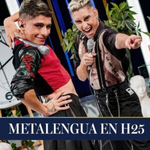 Blanca Lewin Instagram - ¡@metalengua en Hora 25!📺🎶

En nuestro set interpretaron "Trompo", "Ojitos de Planeta" y "Olympia".

📲 Revive los mejores momentos del programa en nuestro canal de Youtube NTV Chile, @tvnplaycl y tvn.cl/ntv

📡 No te pierdas #Hora25NTV con @blancalewin, todos los miércoles a las 22:30 horas por las pantallas de @ntvchile, y el sábado por @tvn cerca de la medianoche.

#Hora25TVN #blancalewin #musica #cultura #teatro #entretenimiento #cine #television