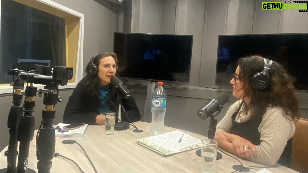 Blanca Lewin Instagram - 🎙️Hoy en nuestro programa El Gran Teatro del Mundo tuvimos el placer de conversar con @blancalewin destacada actriz de teatro, cine y televisión🎭✨ . 🎭Quien nos cautivó con detalles de la obra “Kelü” , escrita por @ximecav y dirigida por @anapez.montaner , de miércoles a sábado hasta el 22 de junio en el @teatrouc 🌟 #Entrevista #Teatro #BlancaLewin