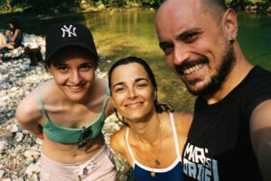 Bojana Novaković Instagram - Na Rzavu sa legendama. Odmor je otpor. ✊🏼 📸 35mm camera.