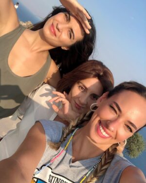 Boncuk Yilmaz Instagram - Zeytin Ağacı yayında🤗🕊#anotherself #zeytinağacı #netflix