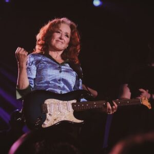 Bonnie Raitt Instagram - SEE BONNIE ON TOUR THIS FALL! Today is the final day of our Fan Presales through bonnieraitt.com. Get great seats at face-value prices, hand-picked by Bonnie’s team! Join the FREE Fan Community to access these Fan Presale tickets as well as our Special Benefit Seats: link in bio. 

PUBLIC ON SALES for the Fall Tour dates begin Friday, Feb 9th (and Sat, Feb 10th for Costa Mesa, CA only.) Special Guest @jameshuntersix will join all Fall dates. Thanks everyone, we are grateful for your ongoing support of Bonnie, her music and tour! — BRHQ 

Photo from April 9, 2023 @bluesfestbyronbay (photographer unknown.)