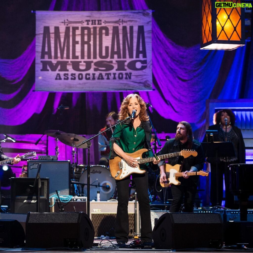 Bonnie Raitt Instagram - TONIGHT! Bonnie will perform at the @americanafest Awards & Honors. Join the festivities beginning at 6:30pm CT via live stream @nprmusic, @circleallaccess' YouTube channel and the Americana Music Association's Facebook page! --BRHQ Photo by Erika Goldring/Americanafest (Sept 2016)
