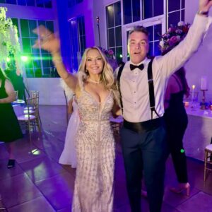 Brandy Ledford Instagram - This supernatural goddess married the love of her life this weekend in a wedding dreams are made of. @officialhilaryroberts and @houstongreg34 I wish you a lifetime of pure love, true friendship and spirit-filled joy! 

Hilary, you are the most generous, special, loving sister a girl could want and I love you tremendously💞

🕊️🤍🕊️🤍🕊️🤍🕊️🤍🕊️🤍🕊️

💃🎥: @kauaieyes 

And a very special thank you to @portiaandscarlett for this STUNNING gown✨✨✨