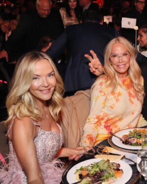 Brandy Ledford Instagram - Turning tragedy into saving lives, Robert and Linell Shapiro established the Brent Shapiro Foundation after losing their son, Brent, to addiction in October 2005. The foundation has successfully created an evidence-based incentive program for youths, called Brent’s Club, which provides a dedicated space for kids to join recovery programs, and abstain from drugs and alcohol, creating opportunity’s for college scholarships. Supported by donors worldwide who are concerned about the substance abuse epidemic,  their Summer Spectacular was a huge win for the foundation and I was so honored to be there to witness the positive impact of their work.  Thank you John Paul and my incredibly beautiful friend @eloisedejoria for inviting us and @brentshapirofdn and @shapiro.robert for all you do for the recovery community. 

If you or someone you know, is struggling with substance abuse, there is hope. DM me anytime for resources. Addiction is so brutal but you don’t have to go through recovery alone🙏🏼