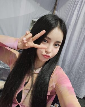 Brave girls Instagram - [📷]

필리핀의 밤을 뜨겁게 달군 브레이브걸스의 무대, 
브레이브걸스를 더 행복하게 만든 피어레스💕
오늘 즐거운 무대 할 수 있도록 응원해 준 피어레스, 특히 필리핀 피어레스 여러분 정말 고맙습니다🥰
Brave Girl’s performance heated up the night in Philippines,
Fearless made Brave Girls happier💕
Thankful to Fearless who cheered for us to perform with such joy, Especially thanks to Philippines Fearless 🥰

#브레이브걸스 #BraveGirls