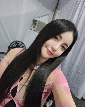 Brave girls Instagram - [📷]

필리핀의 밤을 뜨겁게 달군 브레이브걸스의 무대, 
브레이브걸스를 더 행복하게 만든 피어레스💕
오늘 즐거운 무대 할 수 있도록 응원해 준 피어레스, 특히 필리핀 피어레스 여러분 정말 고맙습니다🥰
Brave Girl’s performance heated up the night in Philippines,
Fearless made Brave Girls happier💕
Thankful to Fearless who cheered for us to perform with such joy, Especially thanks to Philippines Fearless 🥰

#브레이브걸스 #BraveGirls