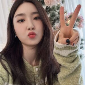 Brave girls Instagram - [📷]

COMING SOON🎄
2022. 12. 25. 12PM

#브레이브걸스 #BraveGirls
#MerryChristmas