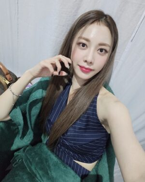 Brave girls Instagram - [📷]

필리핀의 밤을 뜨겁게 달군 브레이브걸스의 무대, 
브레이브걸스를 더 행복하게 만든 피어레스💕
오늘 즐거운 무대 할 수 있도록 응원해 준 피어레스, 특히 필리핀 피어레스 여러분 정말 고맙습니다🥰
Brave Girl’s performance heated up the night in Philippines,
Fearless made Brave Girls happier💕
Thankful to Fearless who cheered for us to perform with such joy, Especially thanks to Philippines Fearless 🥰

#브레이브걸스 #BraveGirls