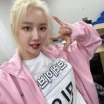 Brave girls Instagram - [📷] 피어레스 ! 여러분의 응원소리에 힘입어 브레이브걸스가 양궁 금메달을 땄습니다 ! 💕 좋은 하루가 되셨길 바라면서 남은 오늘도 행복하게 보내세요ㅎㅎ Fearless ! Thanks to your cheers, Brave Girls won the gold medal in archery ! 💕 I hope you had a great day and have a great rest of the dayㅎㅎ #브레이브걸스 #BraveGirls #MBC #2022아이돌스타선수권대회