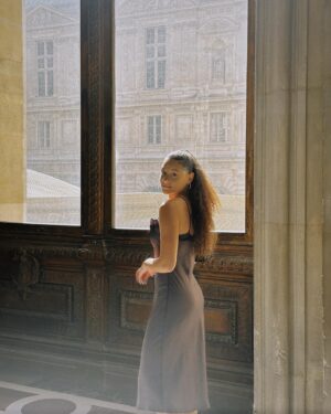 Breana Raquel Instagram - Mom I’m at the Louvre!