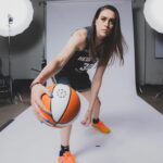 Breanna Stewart Instagram – AND WE BACK!! #LFG 🗽