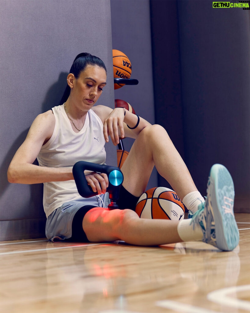 Breanna Stewart Instagram - It’s game day but first a little pre-game routine with @therabody! People don't realize how important recovery is so whether you're a professional athlete or a person who works a nine to five, it helps you take care of your body and recover better.