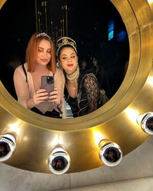 Bree Essrig Instagram - Anne Boleyn and a Disney princess walk into a bar… you know the rest 😝