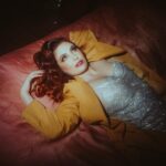 Bree Essrig Instagram - It’s always bedtime when you’re a lazy daisy 🥰 Pics by @vonswank Makeup by @edwinmonzon Hair by @silverscreenvanity