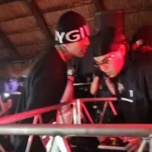 Brenda Robles Instagram - 100 millonea luar la L