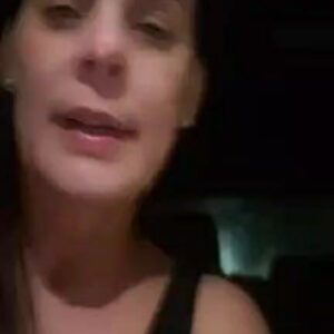 Brenda Robles Instagram - llegue a ver a mami y me la prestaron hasta la 1 am asi q nos vamos de party