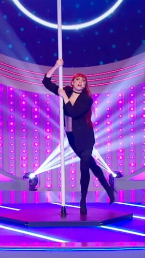 Brenda Lodigiani Instagram - La regina del pop è tornata 👑 #GialappaShow