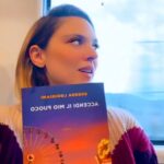 Brenda Lodigiani Instagram - Anche se @francescogungui è uom* ho deciso di accoglierlo nel mio drim tim di sole donn* ander 30. Solo con lui potevo fare questa cosa assurda di scrivere un romanzo. Che poi forse a ripensarci, potevamo fare anche un calendario con le foto dei piedi #accendiilmiofuoco